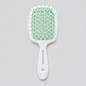 Queens brush